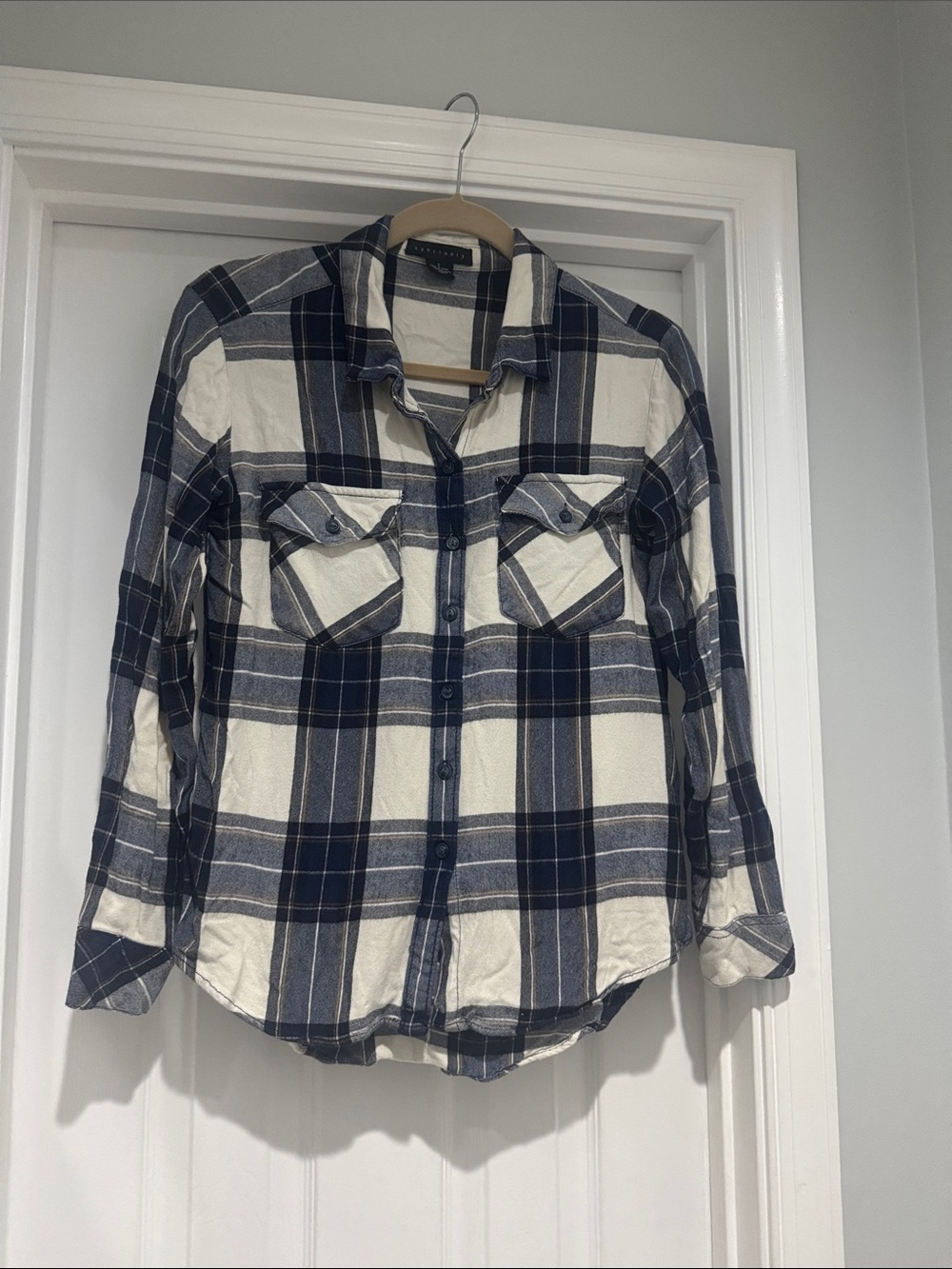 Women’s Navy and White Plaid Button-Up Shirt by Sanctuary